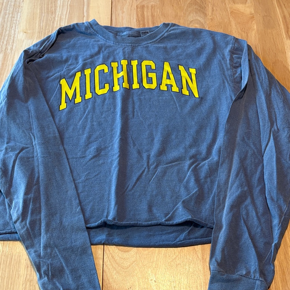 Navy Michigan Long Sleeve Crop Shirt